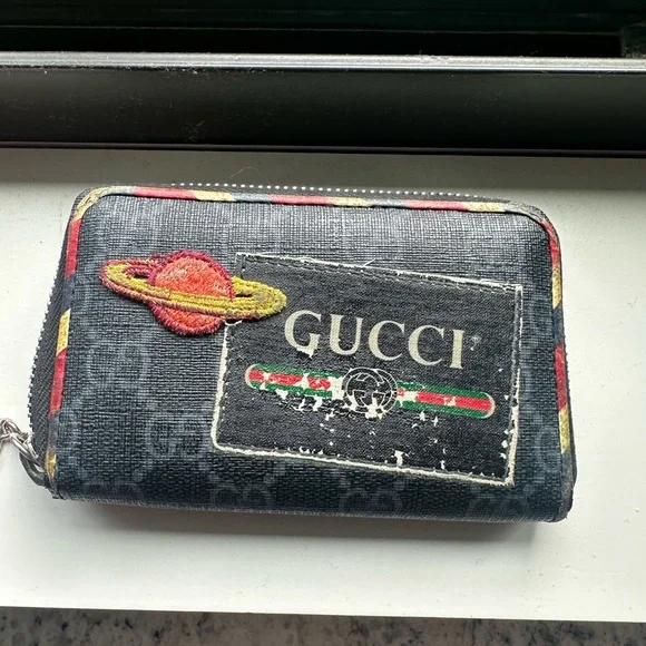 Gucci Black Wallet with Planet Embroidery - Picture 1 of 4